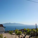 Oceanfront Outlook Daire Saranda