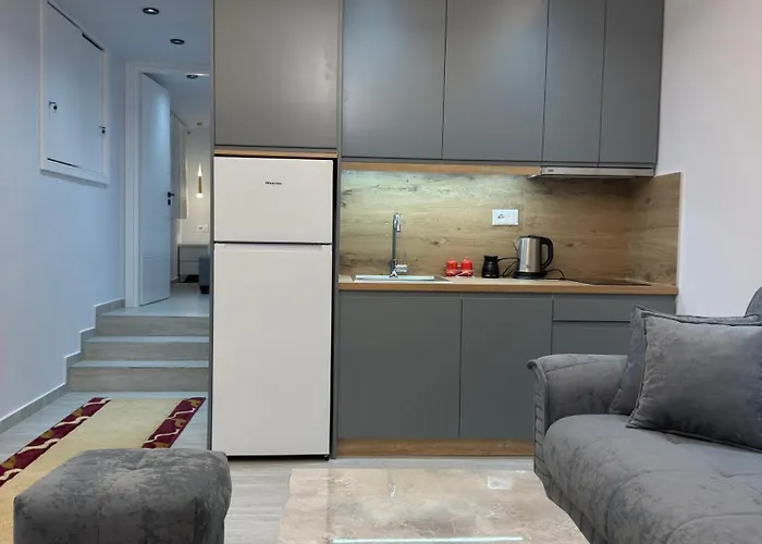 Oceanfront Outlook Apartment