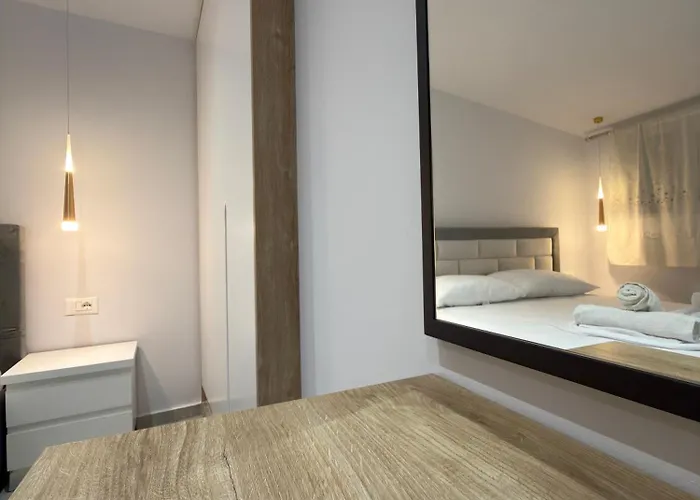 Oceanfront Outlook Apartment Sarandë