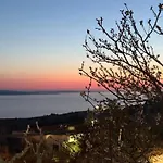 Daire Oceanfront Outlook Saranda