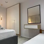 Oceanfront Outlook Апартаменты *