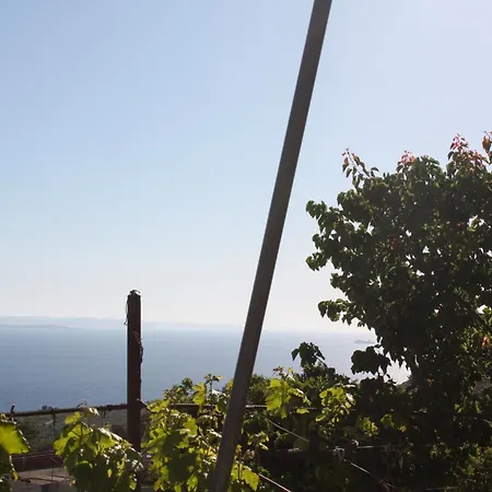 Apartment Oceanfront Outlook *