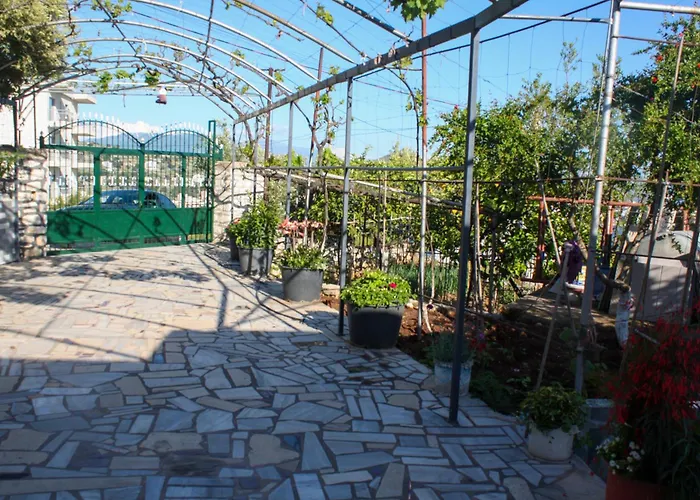 Oceanfront Outlook * Saranda