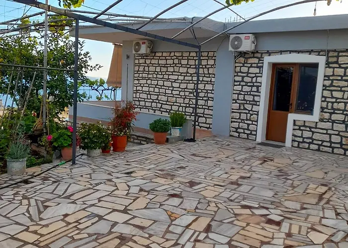 Oceanfront Outlook Daire *