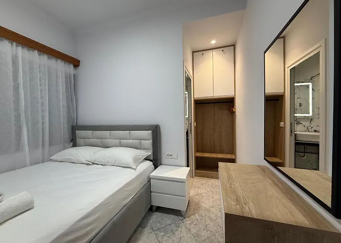 Oceanfront Outlook * Sarandë